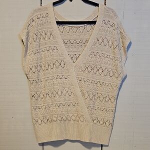 #175 No Label Tag Cream V-Neck Wrap Style Sweater Sz Med/large